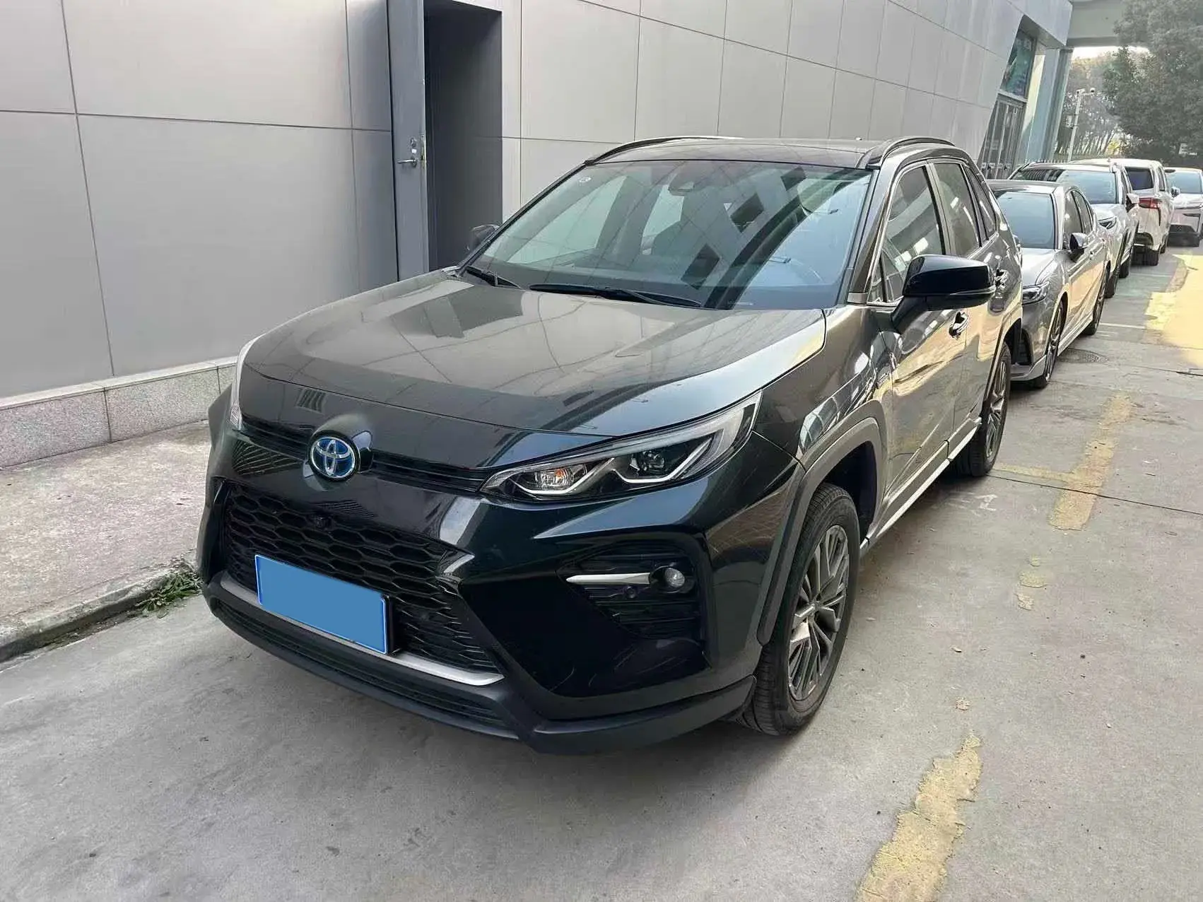 2023 TOYOTA WILDLANDER view 1