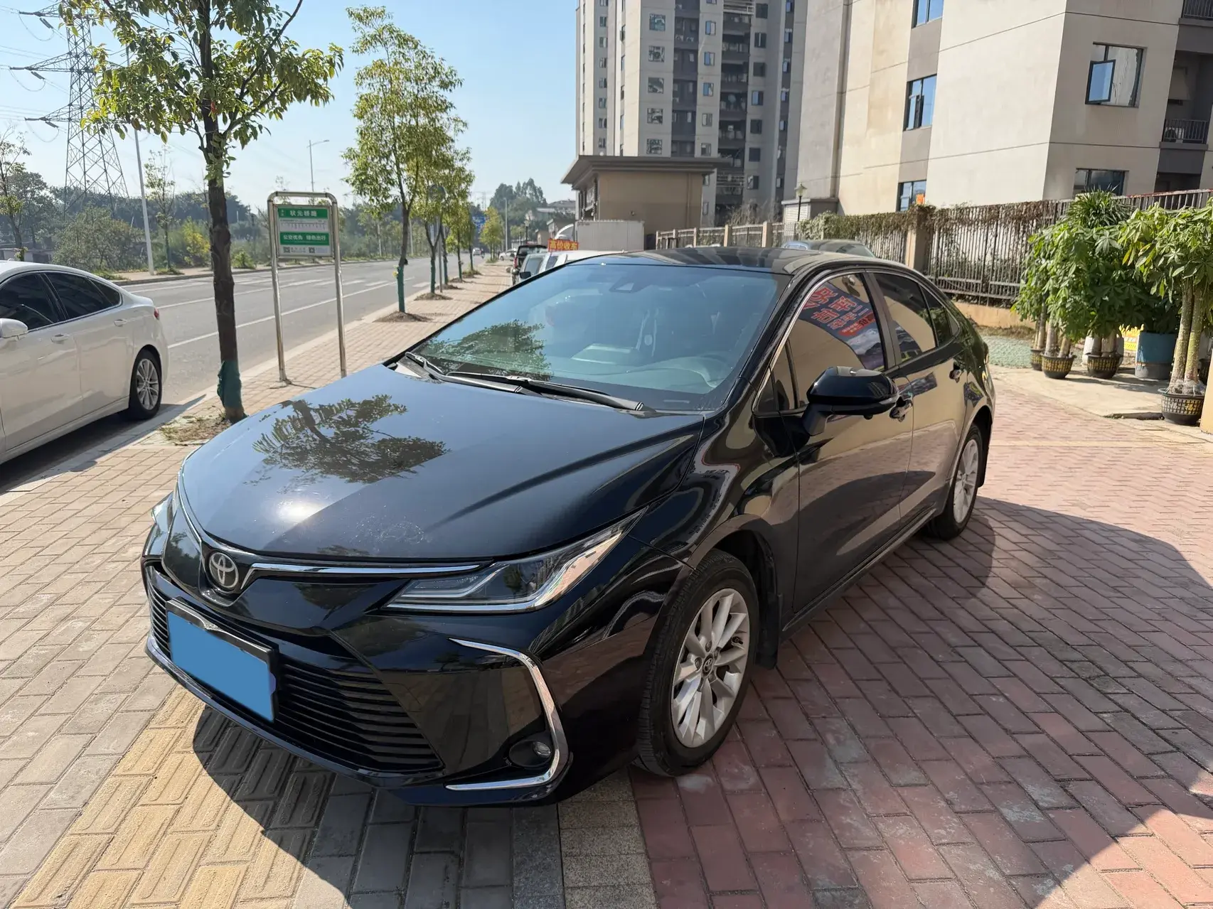 2021 TOYOTA COROLLA view 1