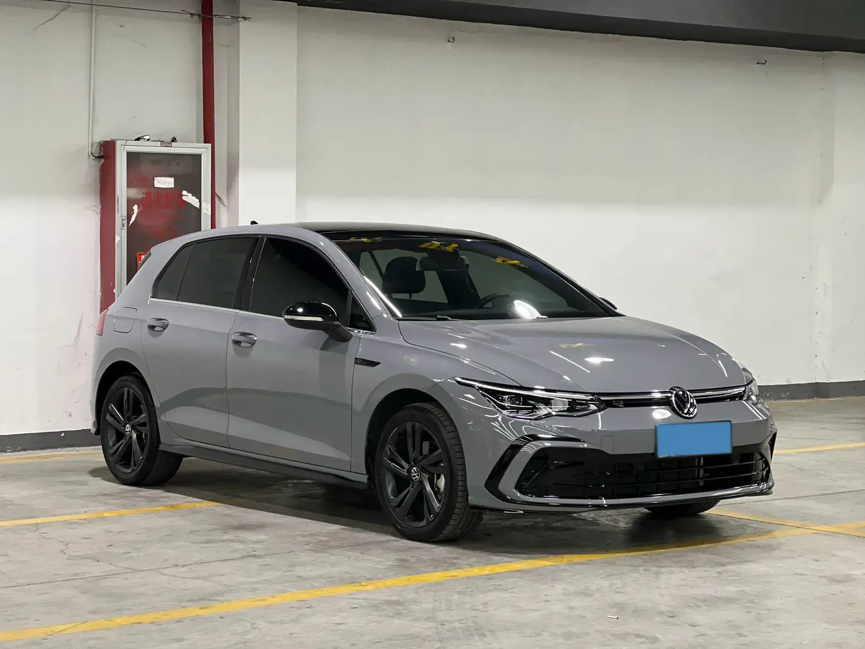 2021 VOLKSWAGEN GOLF thumbnail 3