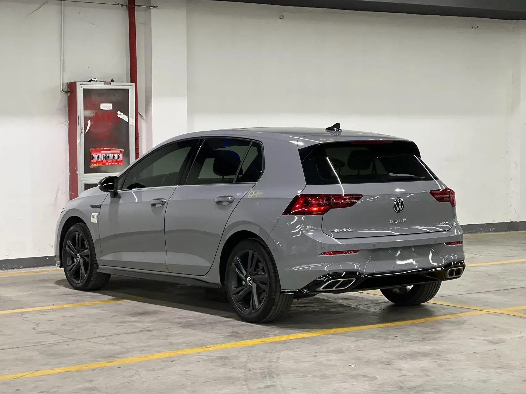 2021 VOLKSWAGEN GOLF thumbnail 4