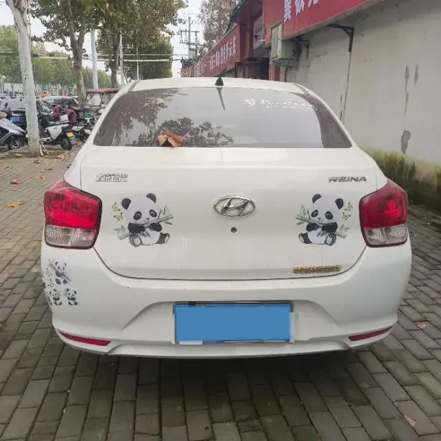 2017 HYUNDAI REINA thumbnail 3