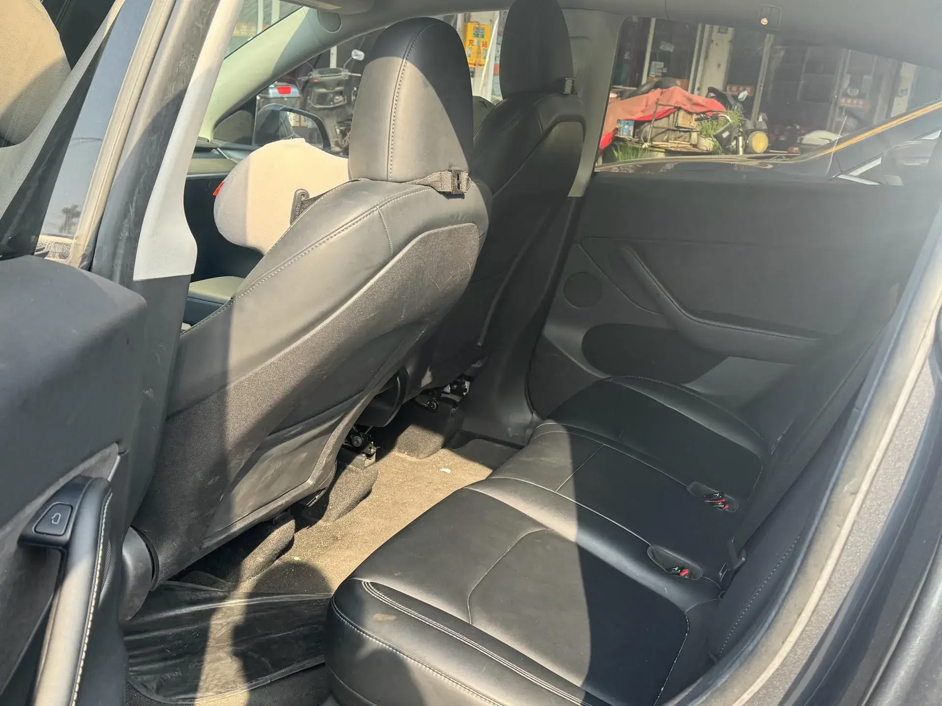 2022 TESLA MODEL thumbnail 4