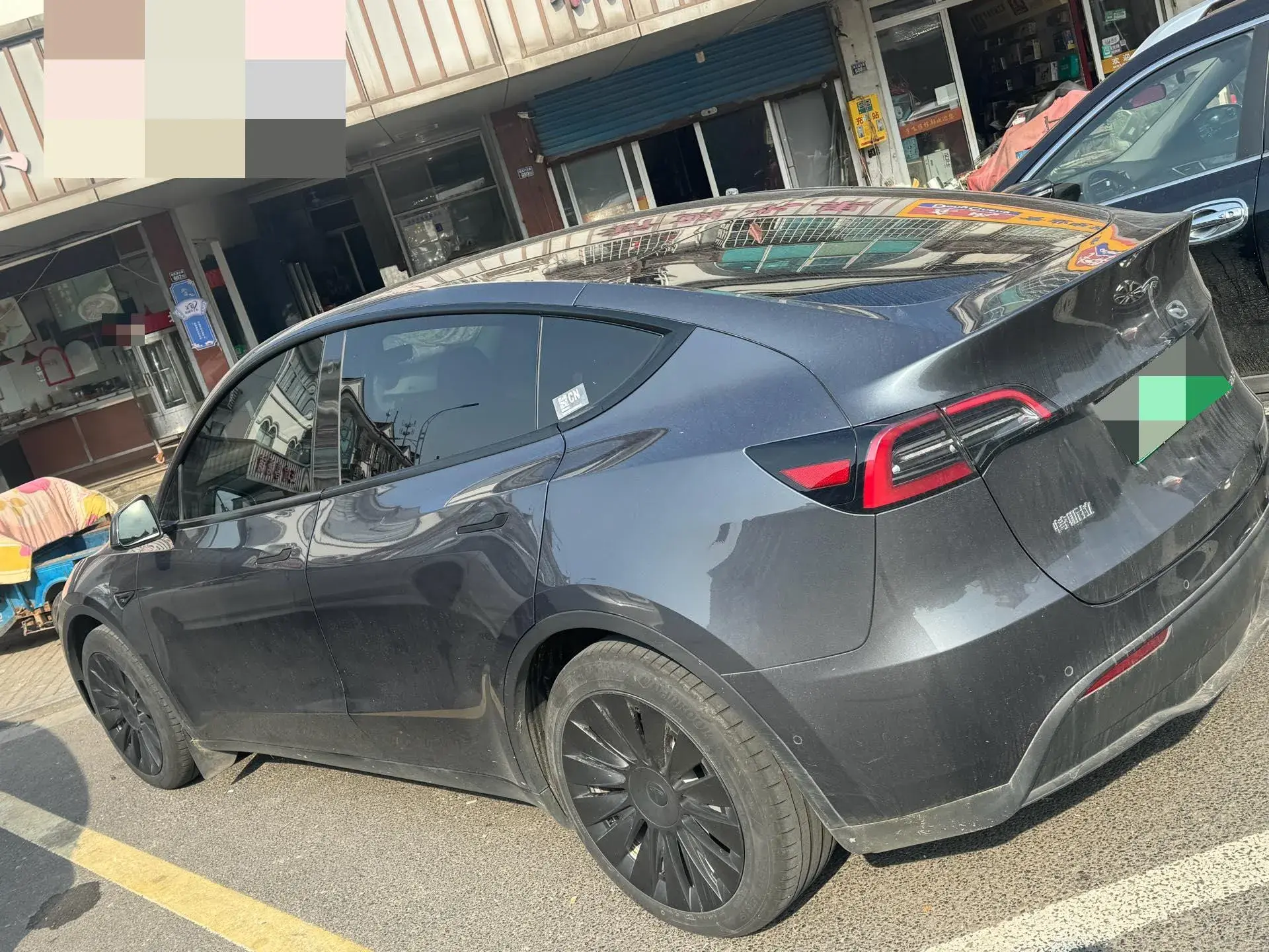 2022 TESLA MODEL thumbnail 2