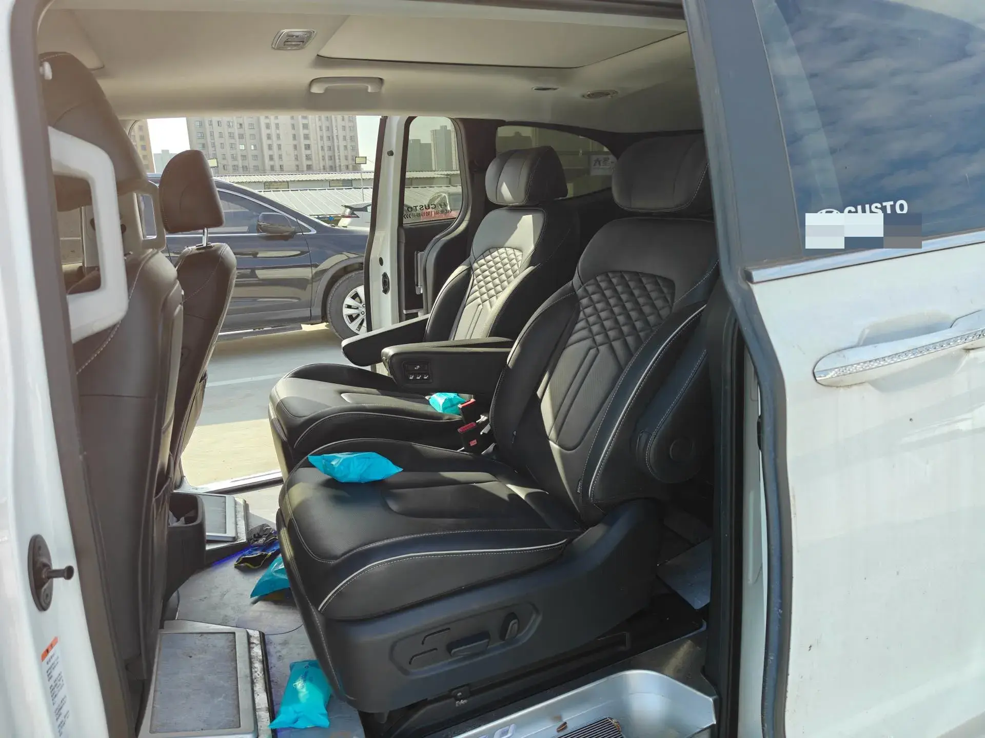 2021 HYUNDAI CUSTO thumbnail 4