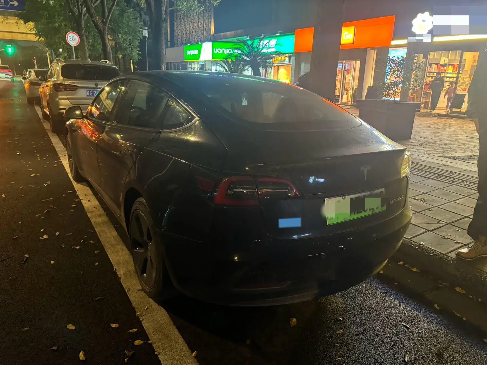 2021 TESLA MODEL thumbnail 3