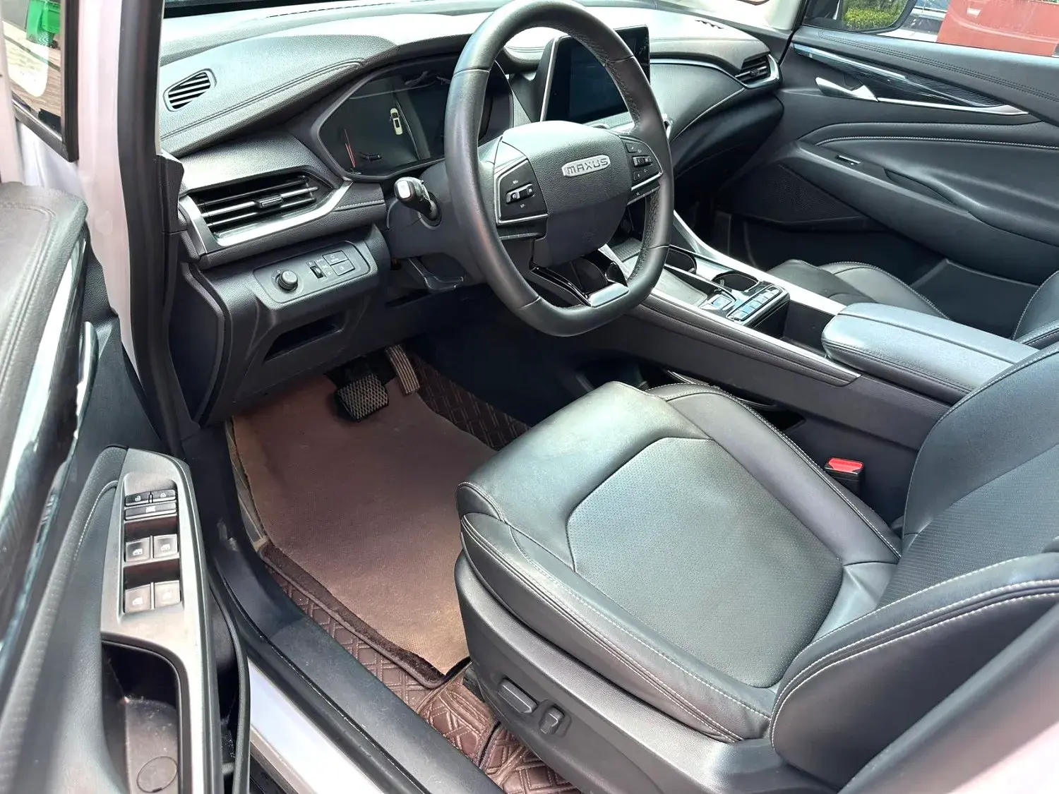 2023 MAXUS G50 thumbnail 2