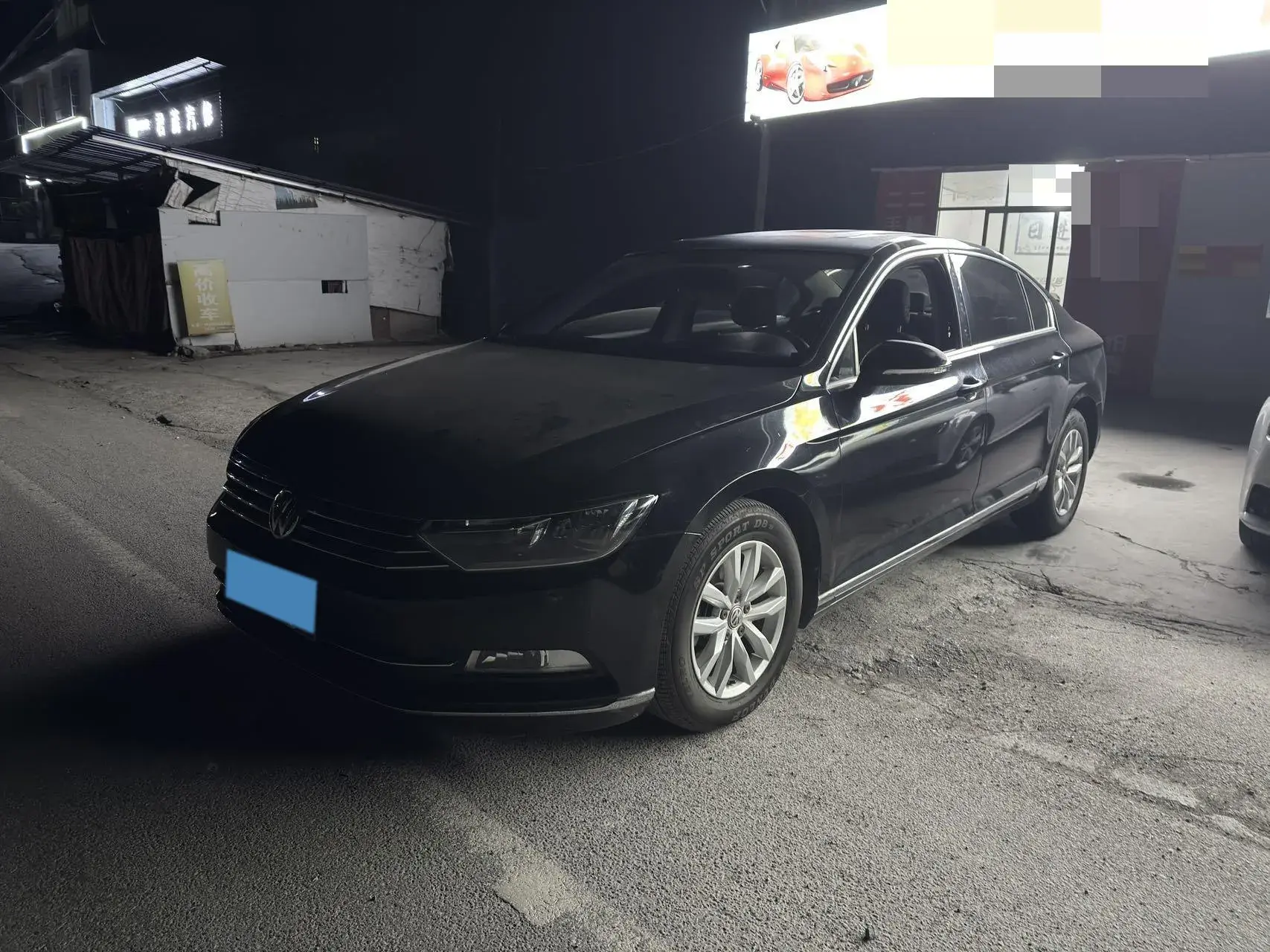 2019 VOLKSWAGEN MAGOTAN view 1