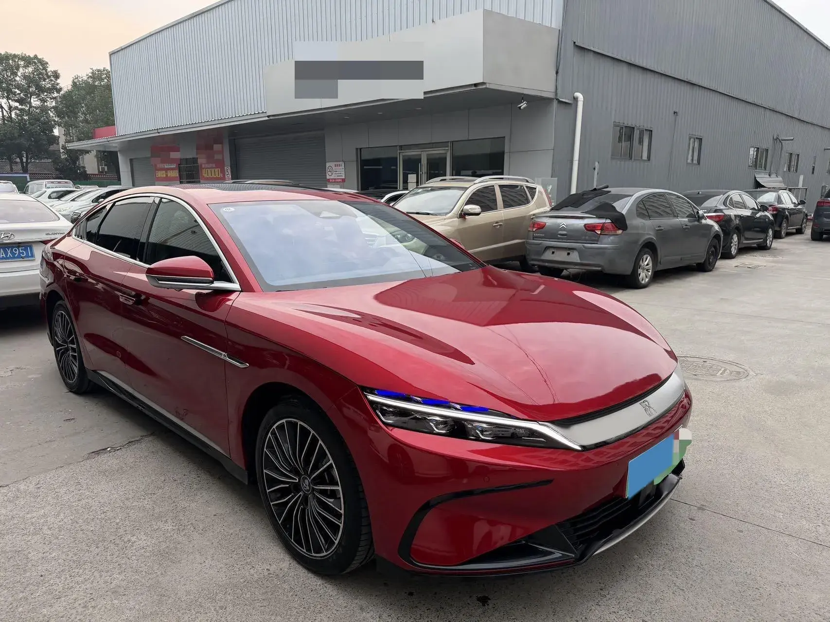 2023 BYD HAN thumbnail 3