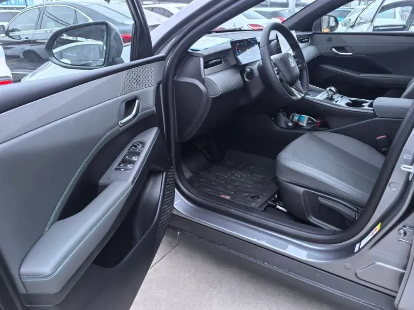 2025 BYD Qin Plus 1.5L 101HP L4 E-CVT PHEV 7.68KWH,autocango,china used car exporter,china ev exporter,chinese used car exporter,chinese used ev exporter