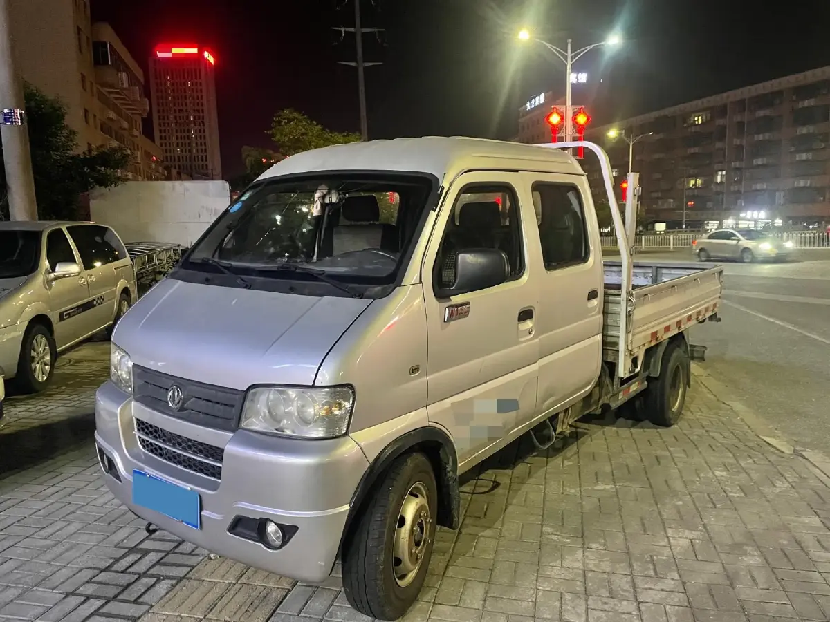 2017 DongFeng Forthing Joyear X5 1.6L 122HP L4 5MT