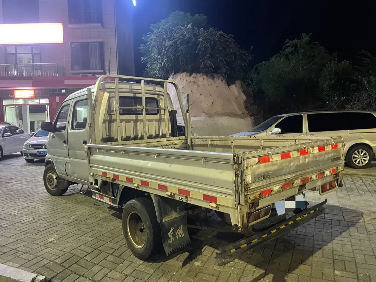 2017 DongFeng Forthing Joyear X5 1.6L 122HP L4 5MT,autocango,china used car exporter,china ev exporter,chinese used car exporter,chinese used ev exporter