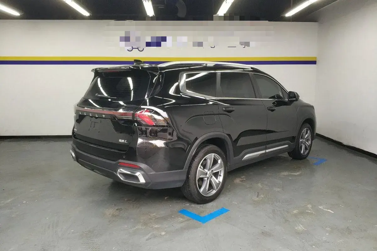 2023 GEELY STARRAY thumbnail 3