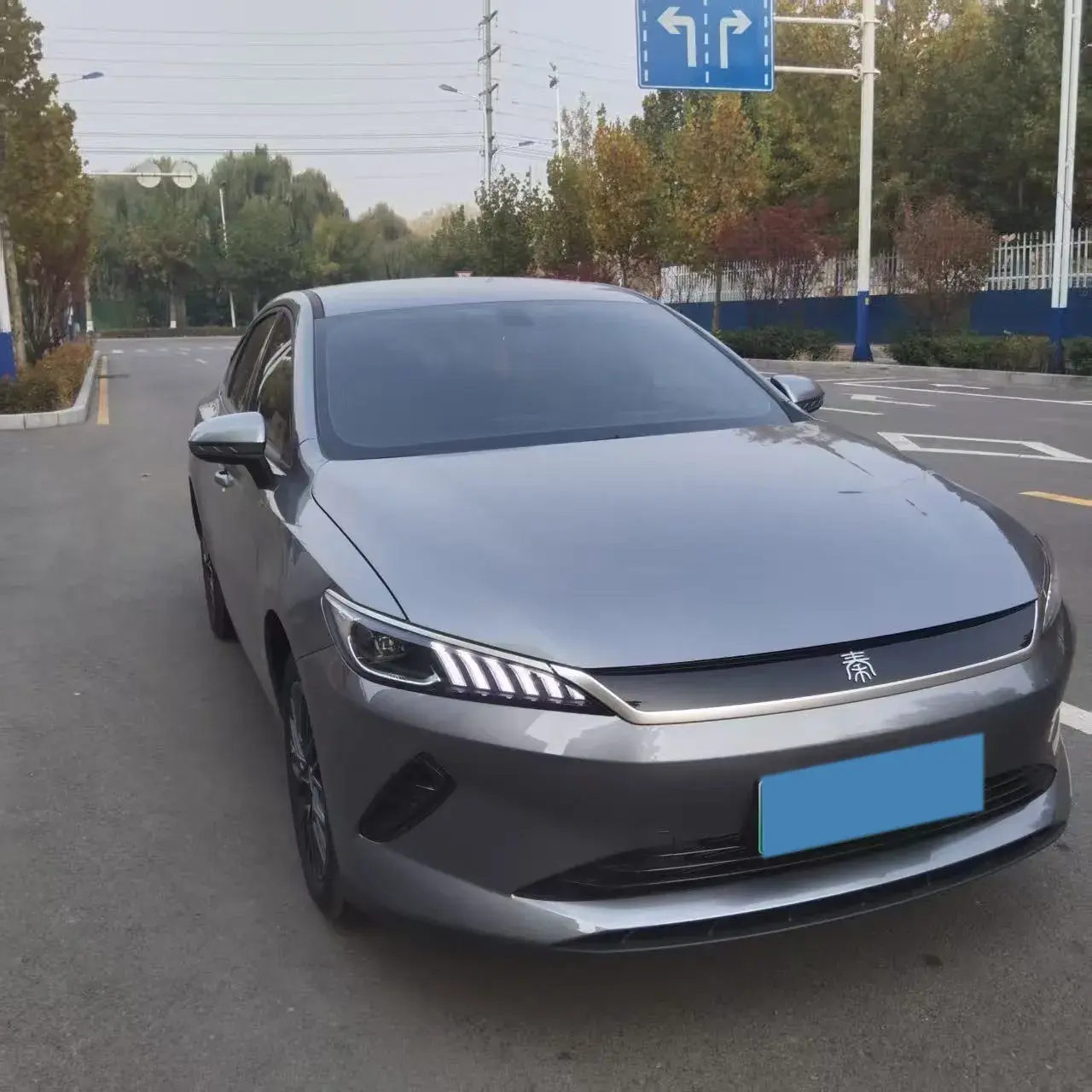 2025 BYD QIN thumbnail 3