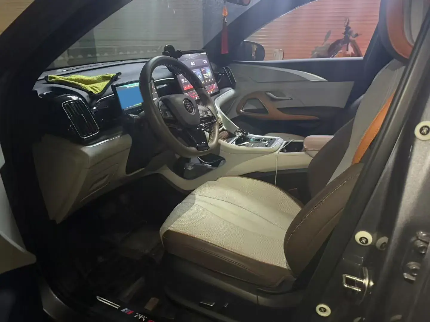 2023 BYD SONG thumbnail 2