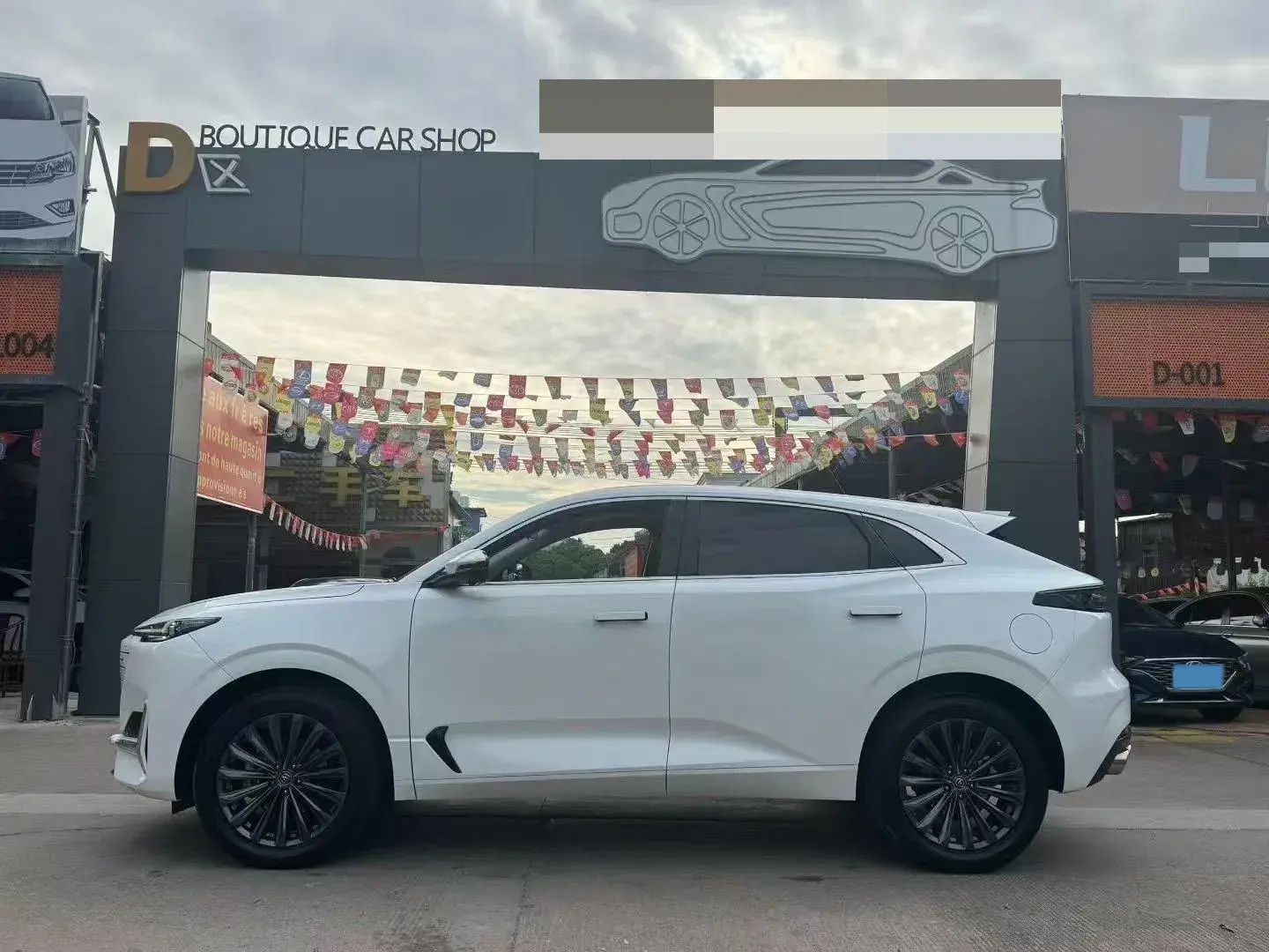 2021 CHANGAN UNI-K thumbnail 3