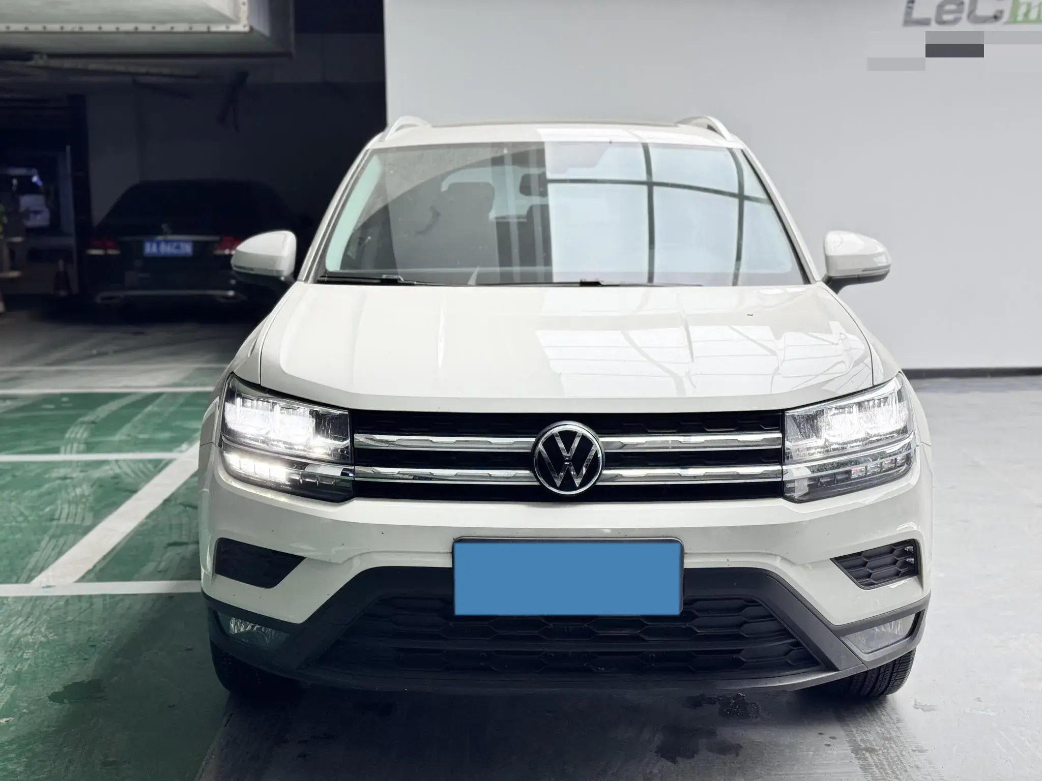 2021 VOLKSWAGEN THARU thumbnail 2