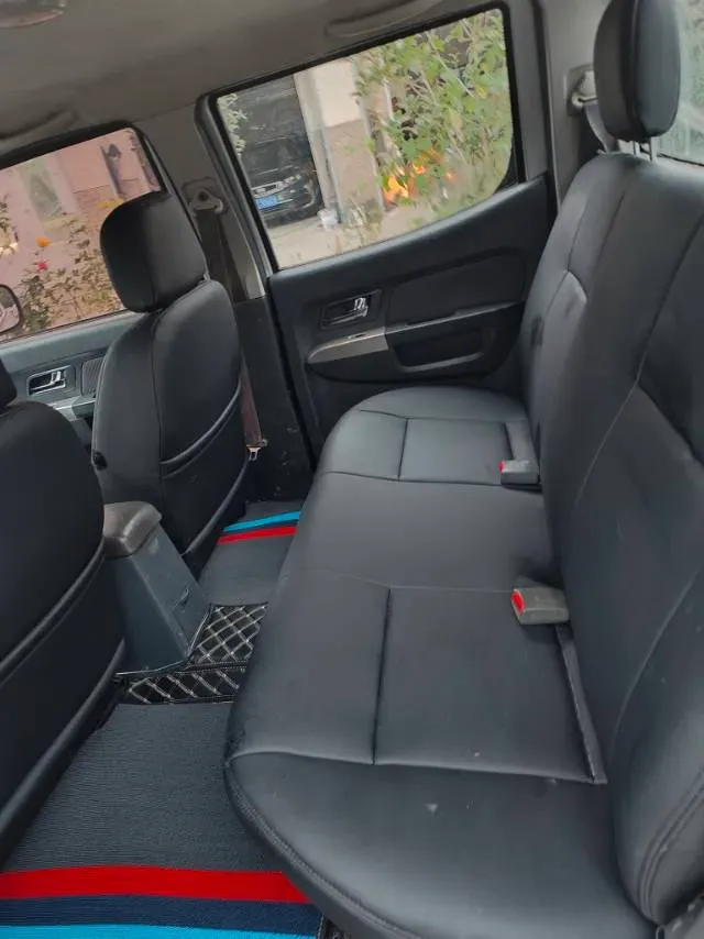 2017 Dongfeng RuiQi 2.5T 140HP L4 6MT,autocango,china used car exporter,china ev exporter,chinese used car exporter,chinese used ev exporter