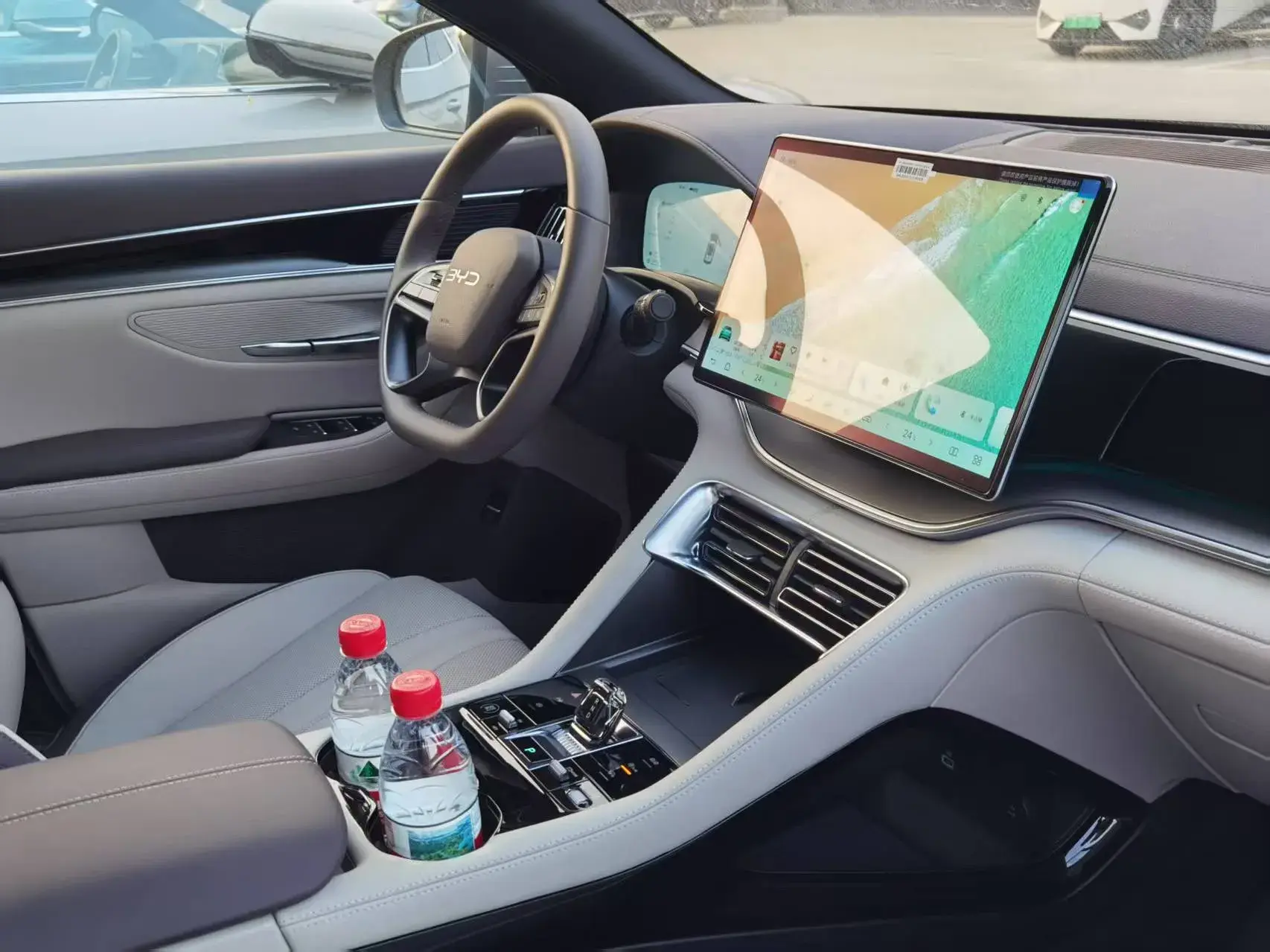 2025 BYD SONG thumbnail 4