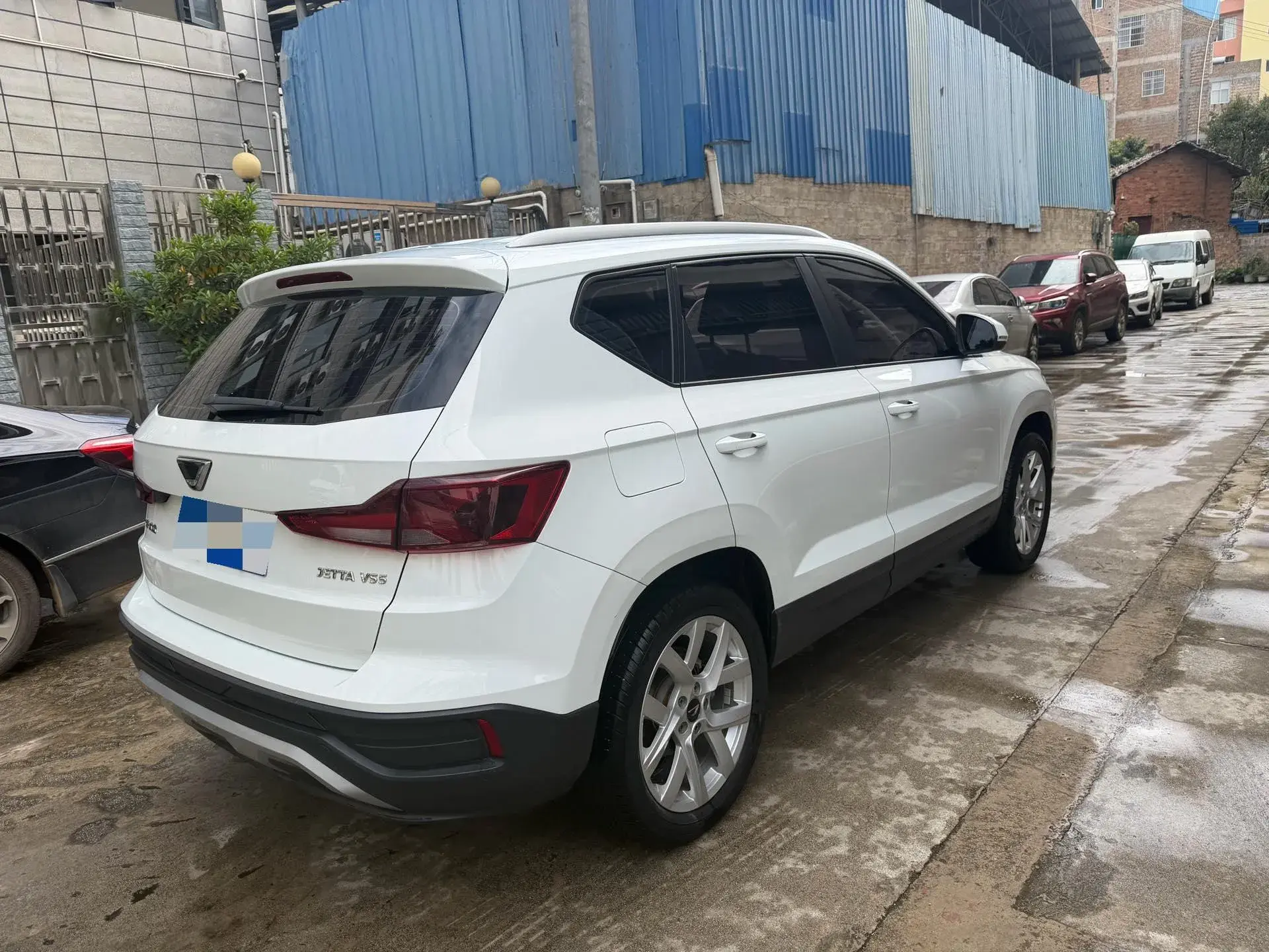 2022 JETTA VS5 thumbnail 4