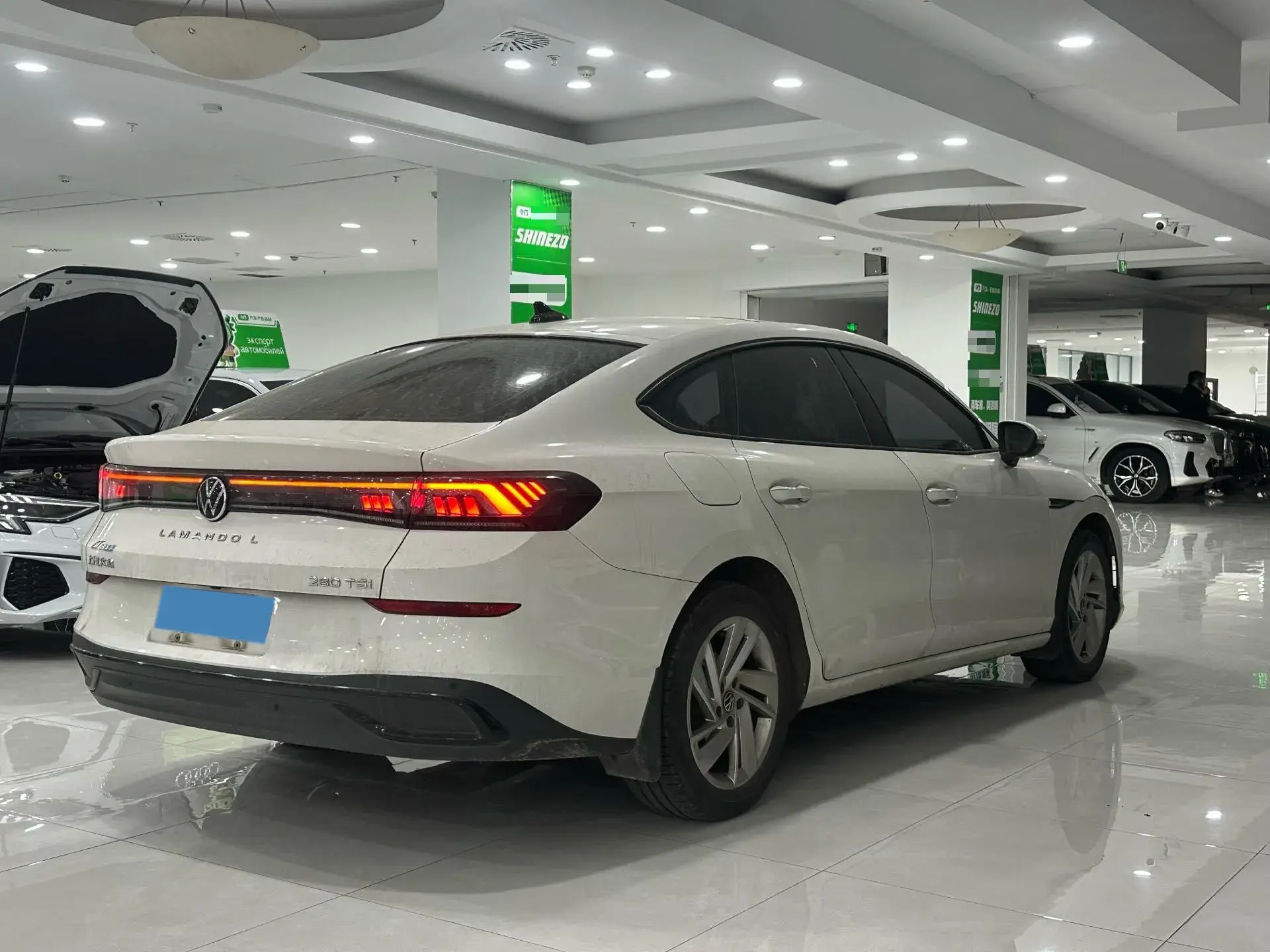 2022 VOLKSWAGEN LAMANDO thumbnail 4