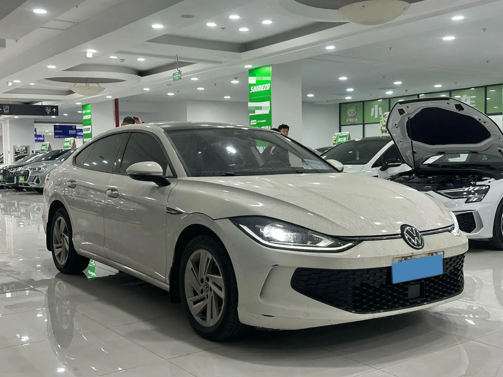 2022 VOLKSWAGEN LAMANDO thumbnail 3