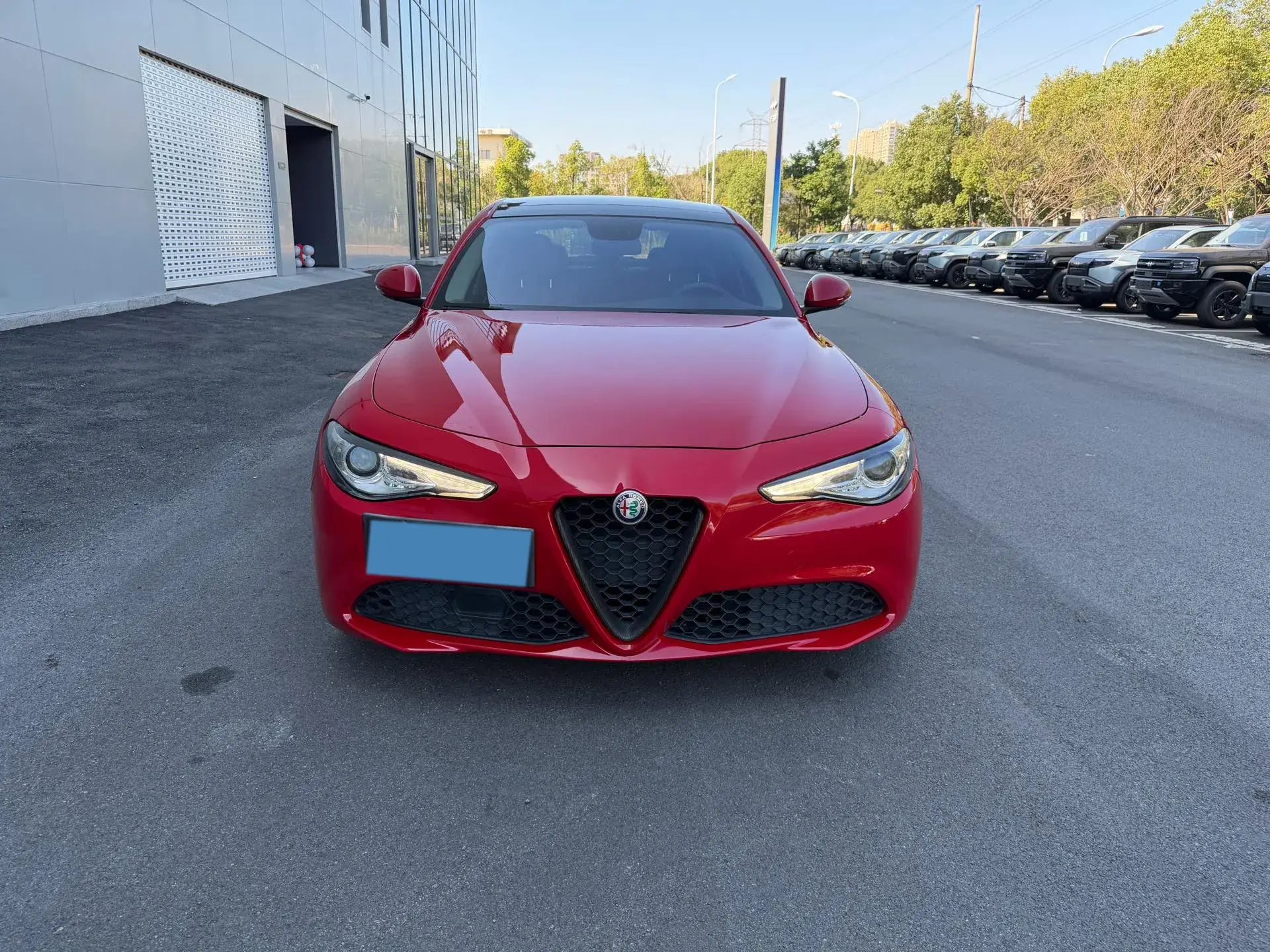 2017 ALFA ROMEO thumbnail 2