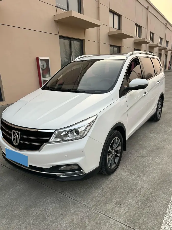 2019 BaoJun 730 1.5T 151HP L4 CVT