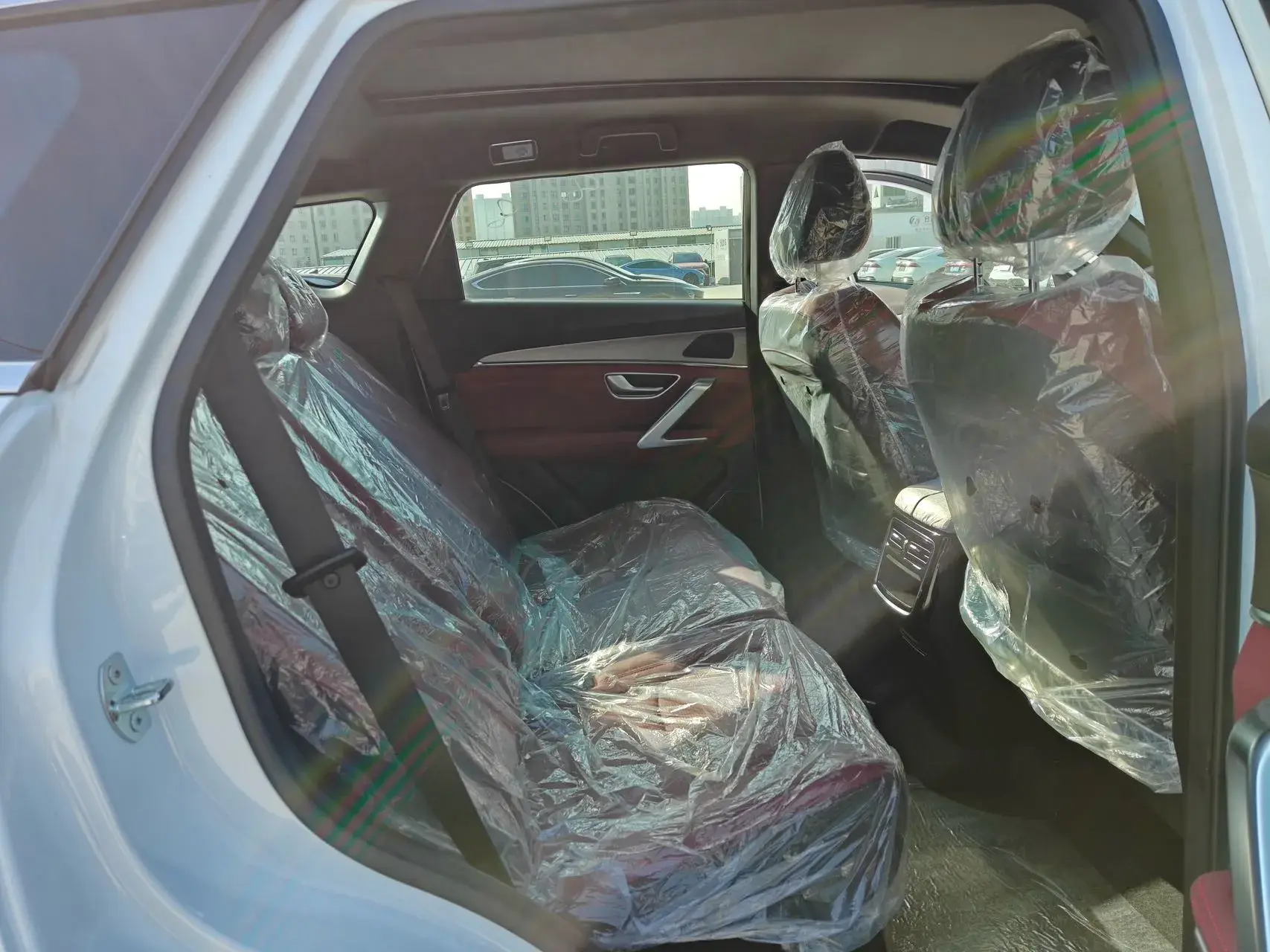 2025 JETOUR X70 thumbnail 4