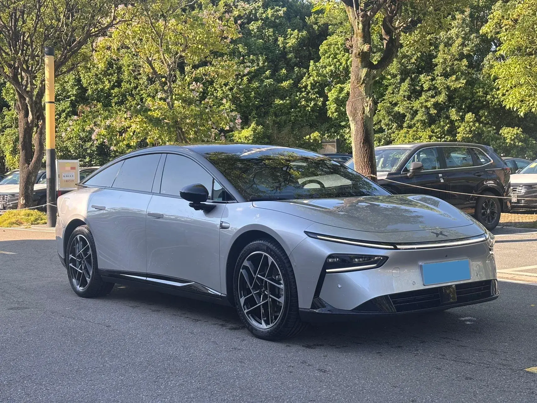 2024 XPENG P7+ thumbnail 3