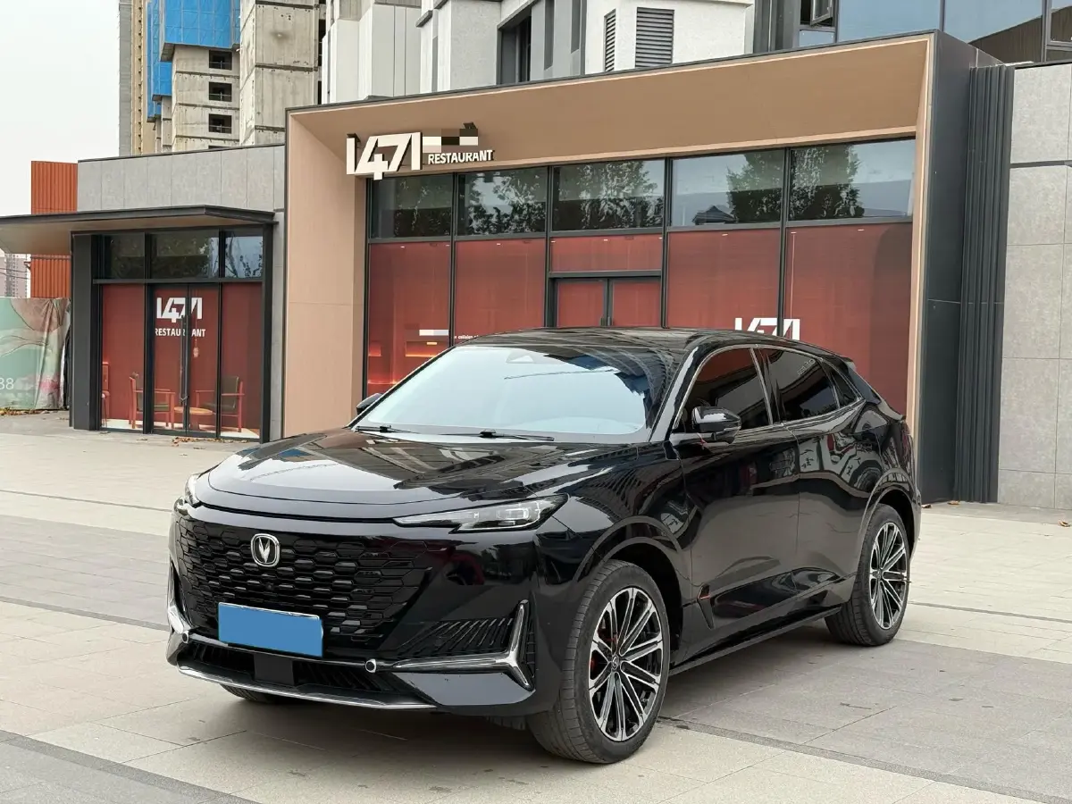 2022 ChangAn UNI-K iDD 1.5T 170HP L4 6TCT PHEV 30.74KWH