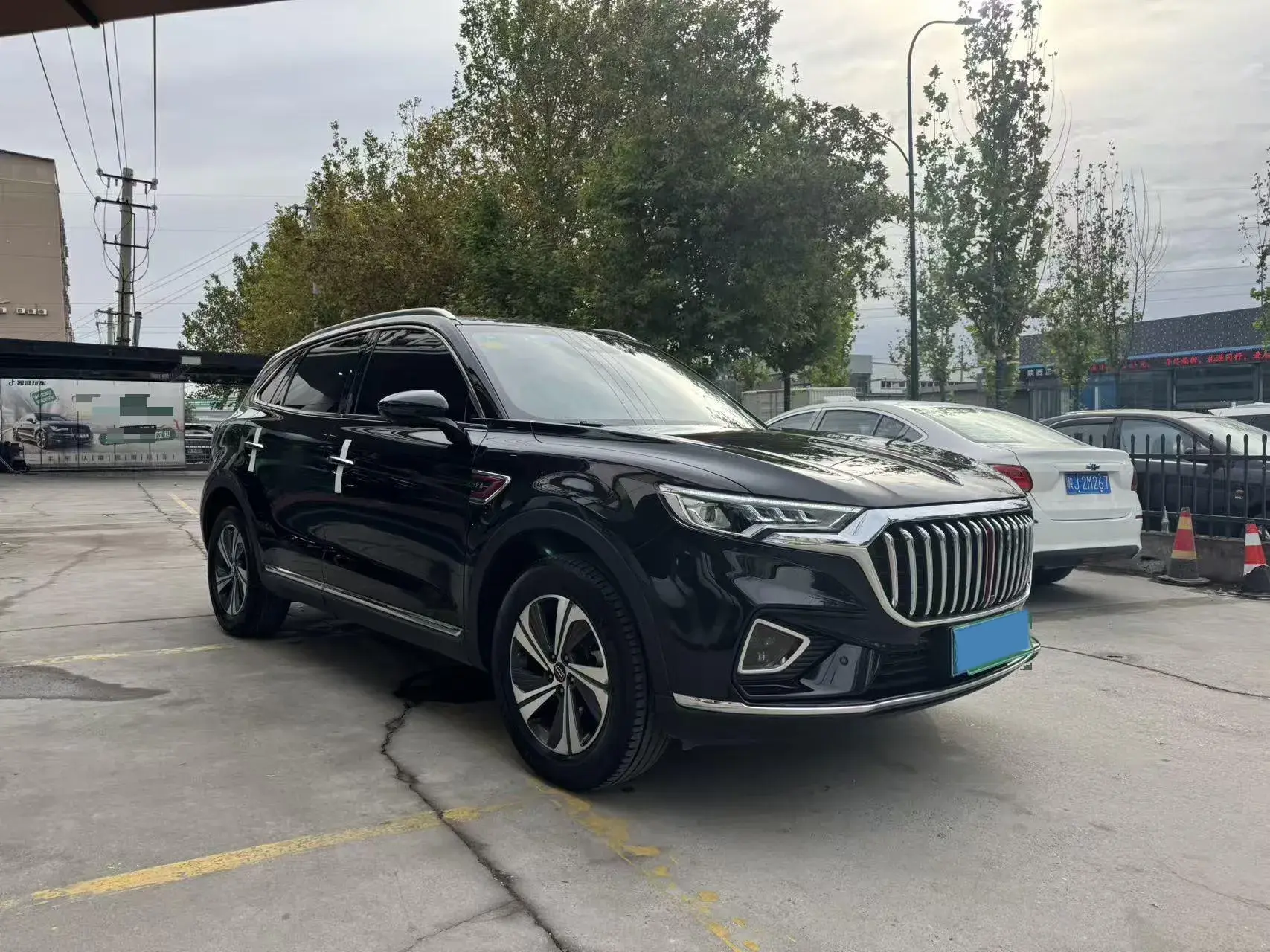 2019 HONGQI HS5 thumbnail 3