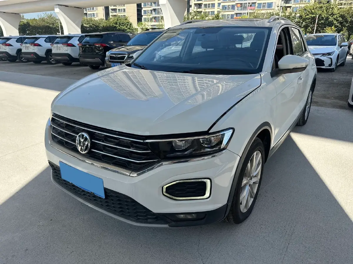 2020 Volkswagen T-Roc 1.4T 150HP L4 7DCT