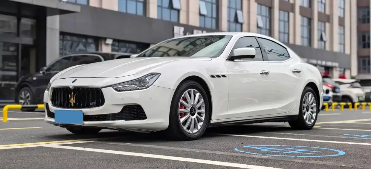 2018 Maserati Ghibli 3.0T 350HP V6 8AT