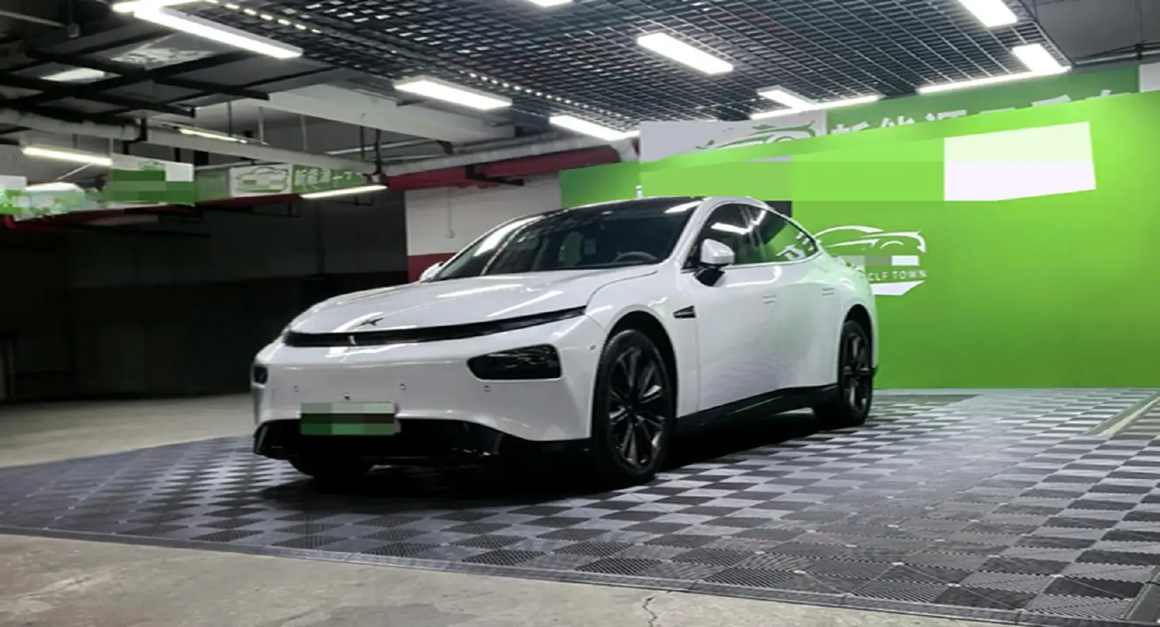 2020 Xpeng P7 BEV 70.8KWH