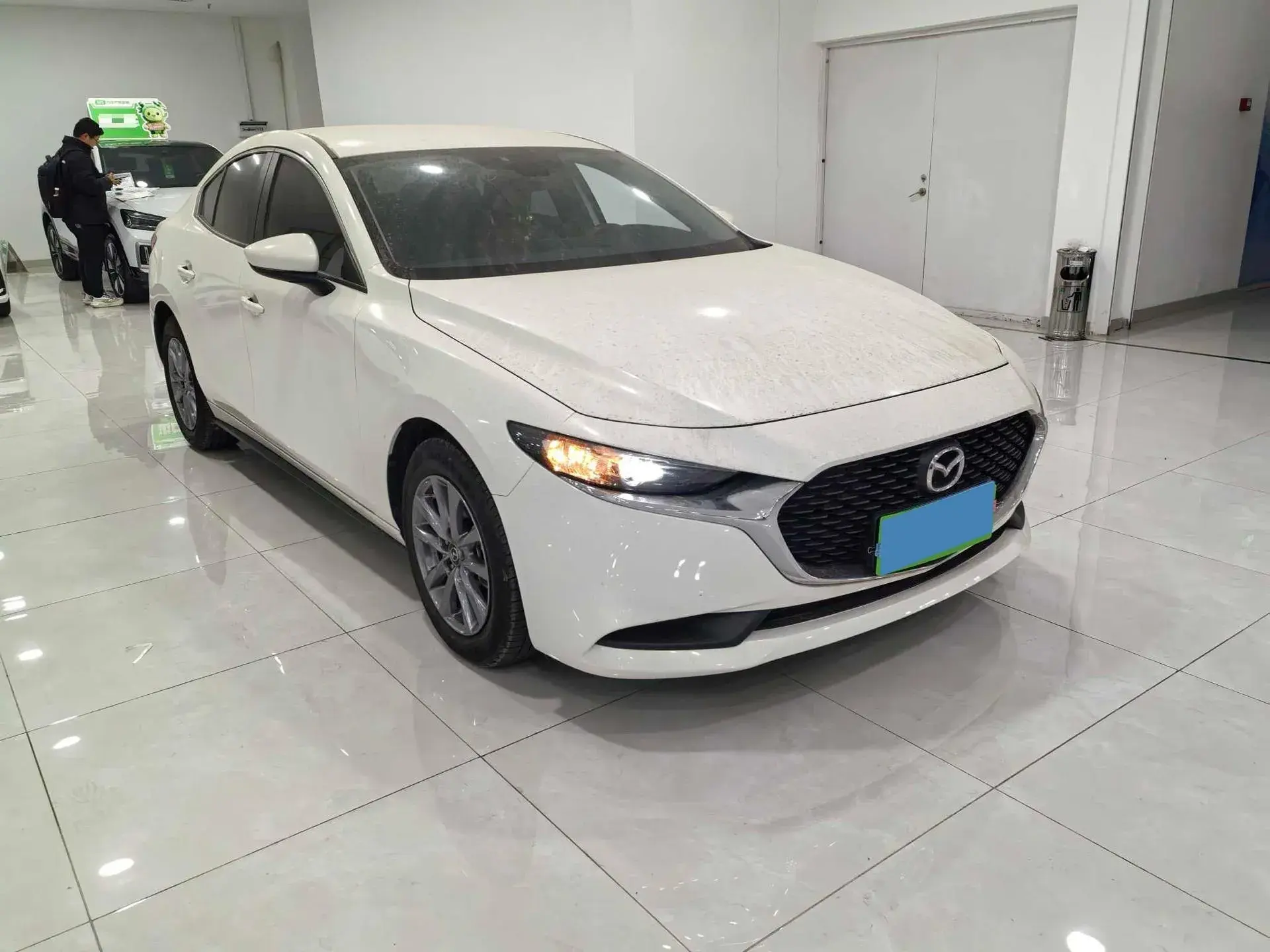 2021 MAZDA 3 thumbnail 3