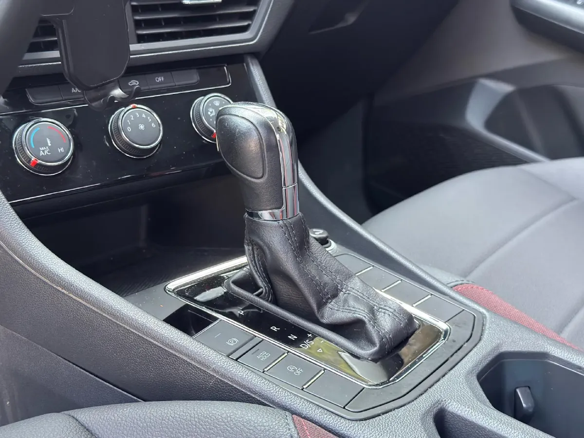 2019 Volkswagen Bora 1.5L 116HP L4 6AT,autocango,china used car exporter,china ev exporter,chinese used car exporter,chinese used ev exporter