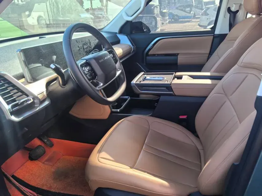 2025 MAXUS InterstellarX 2.5T 224HP L4 8AT,autocango,china used car exporter,china ev exporter,chinese used car exporter,chinese used ev exporter