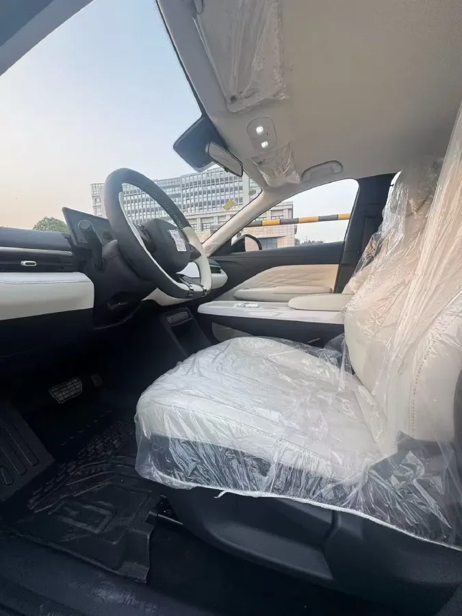 2025 ARCFOX T1 BEV,autocango,china used car exporter,china ev exporter,chinese used car exporter,chinese used ev exporter