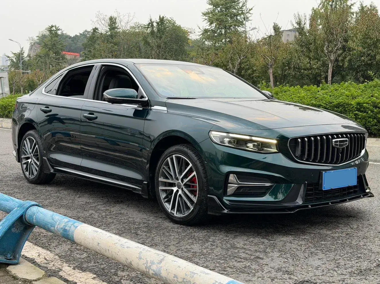 2023 GEELY PREFACE thumbnail 3