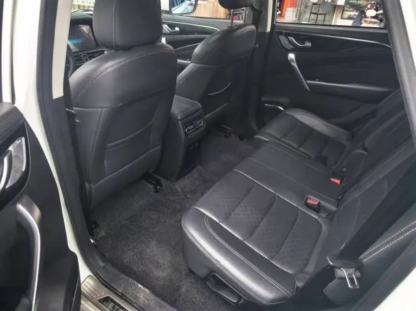 2021 JETOUR X90 thumbnail 3