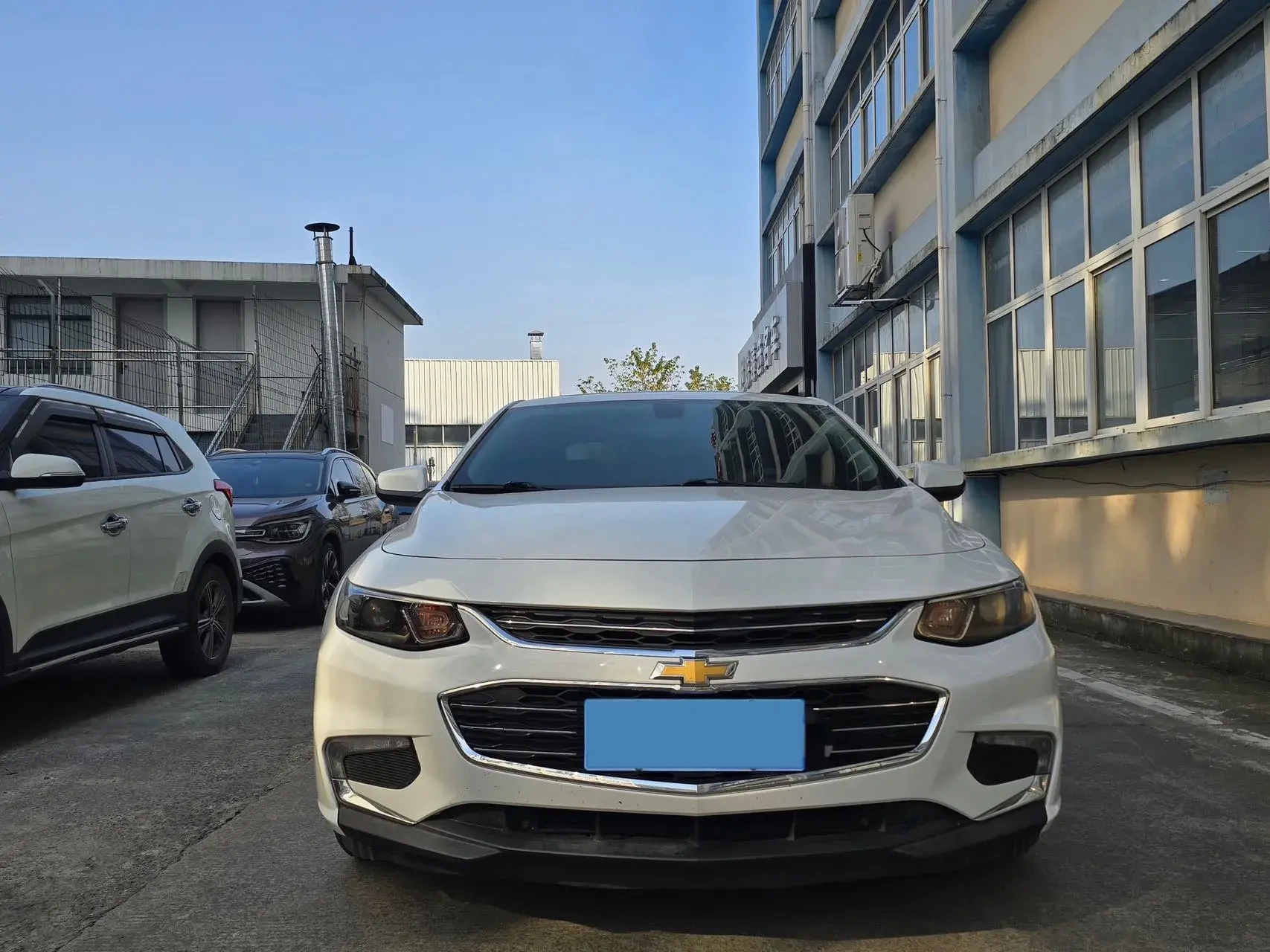 2018 CHEVROLET MALIBU thumbnail 2