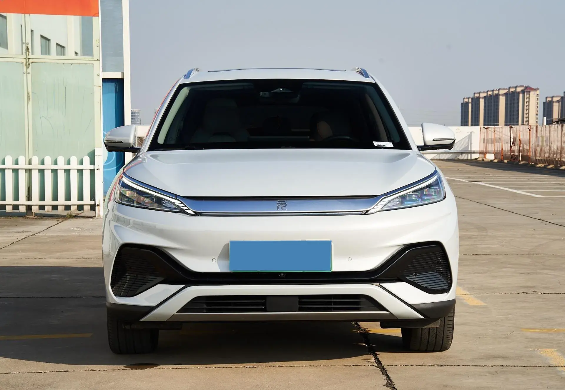 2023 BYD YUAN thumbnail 2