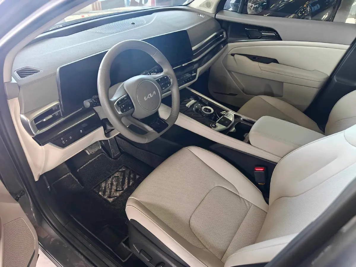 2023 Kia Sportage 1.5T 200HP L4 8AT,autocango,china used car exporter,china ev exporter,chinese used car exporter,chinese used ev exporter