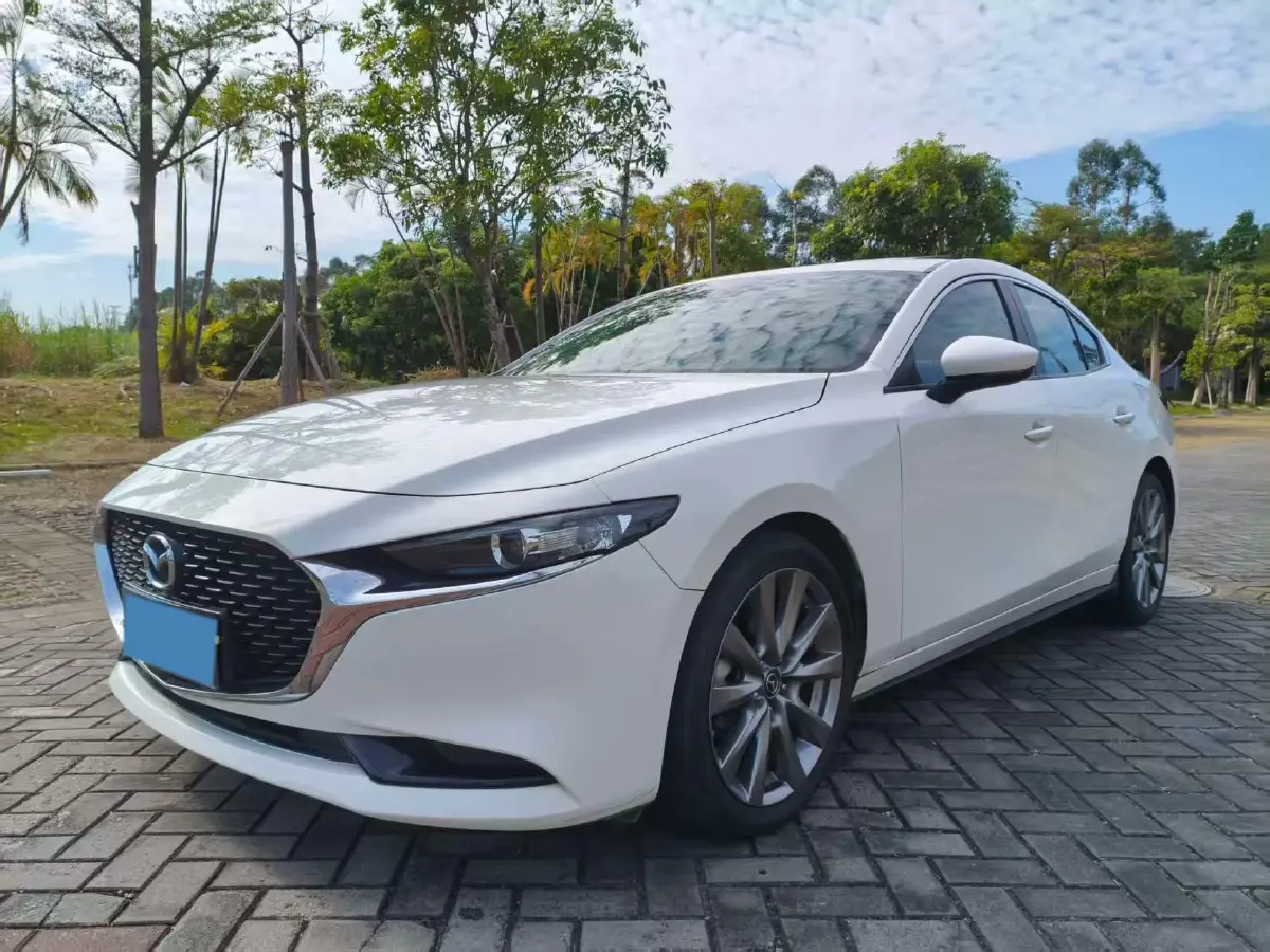 2020 Mazda 3 Axela 2.0L 158HP L4 6AT