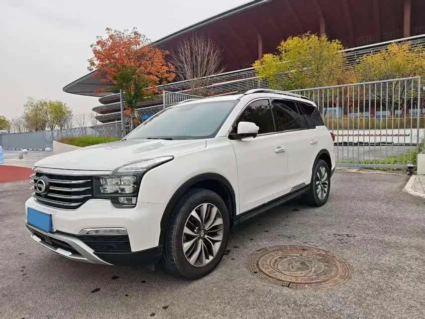 2017 GAC Trumpchi GS8 2.0T 201HP L4 6AT