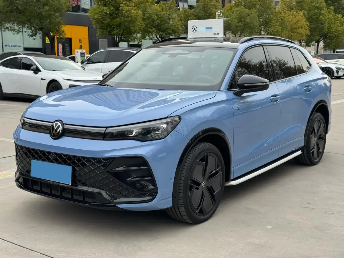 2024 Volkswagen Tiguan L 2.0T 220HP L4 7DCT