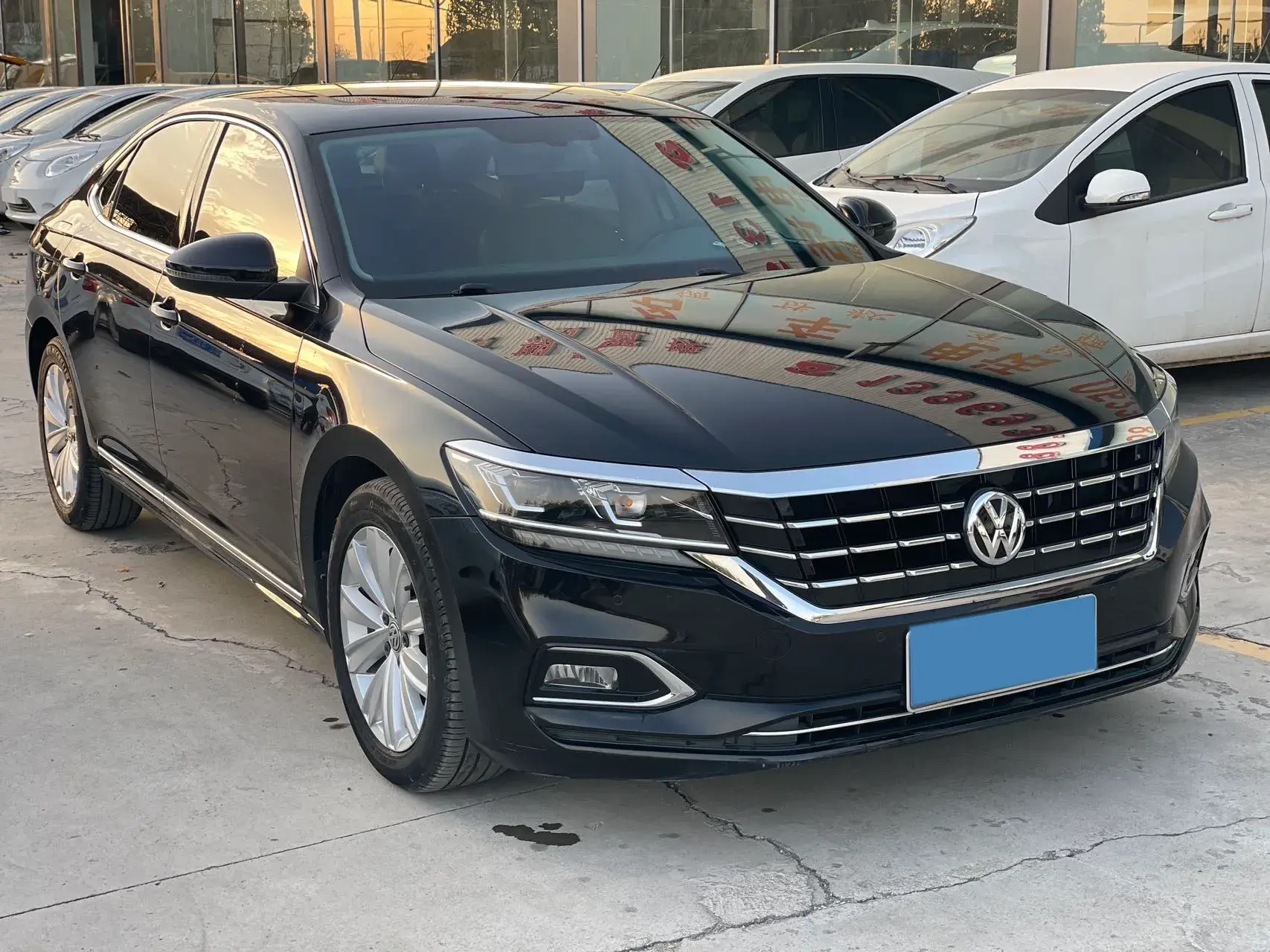 2020 VOLKSWAGEN PASSAT thumbnail 3