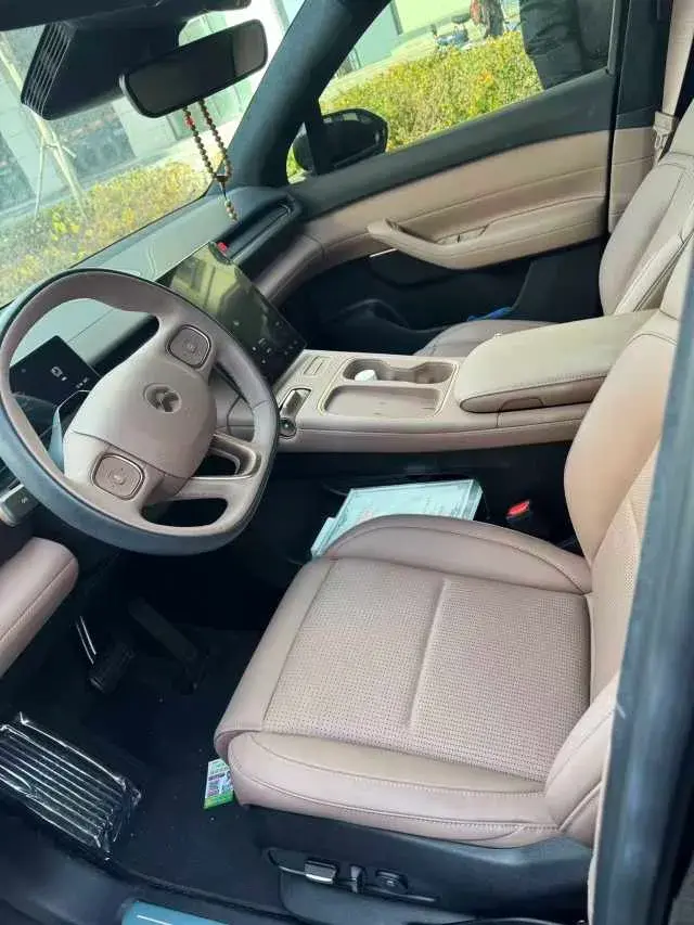 2024 NIO ES6 thumbnail 3