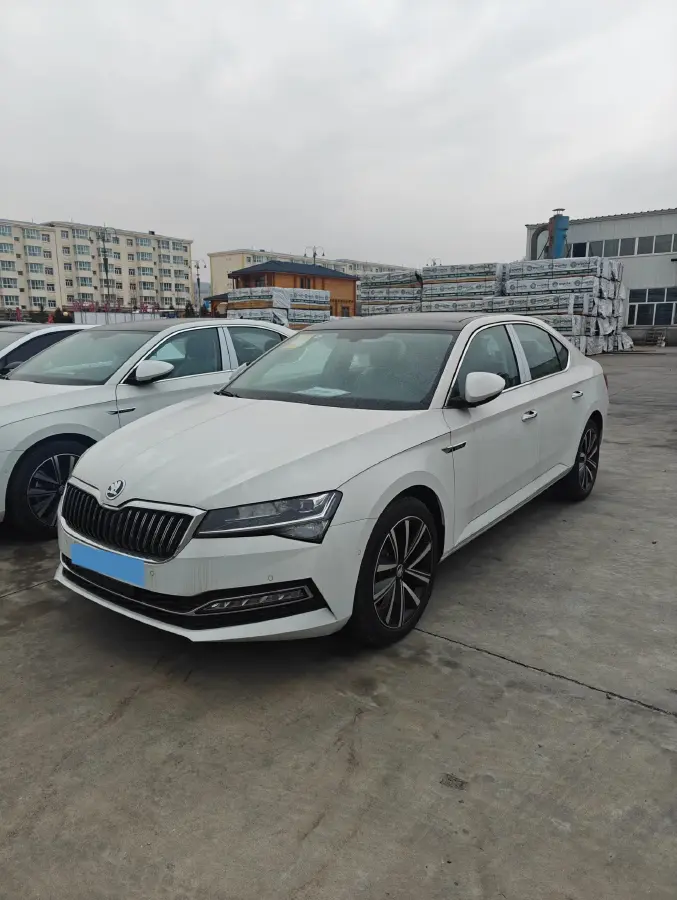 2025 Skoda Superb 1.4T 150HP L4 7DCT
