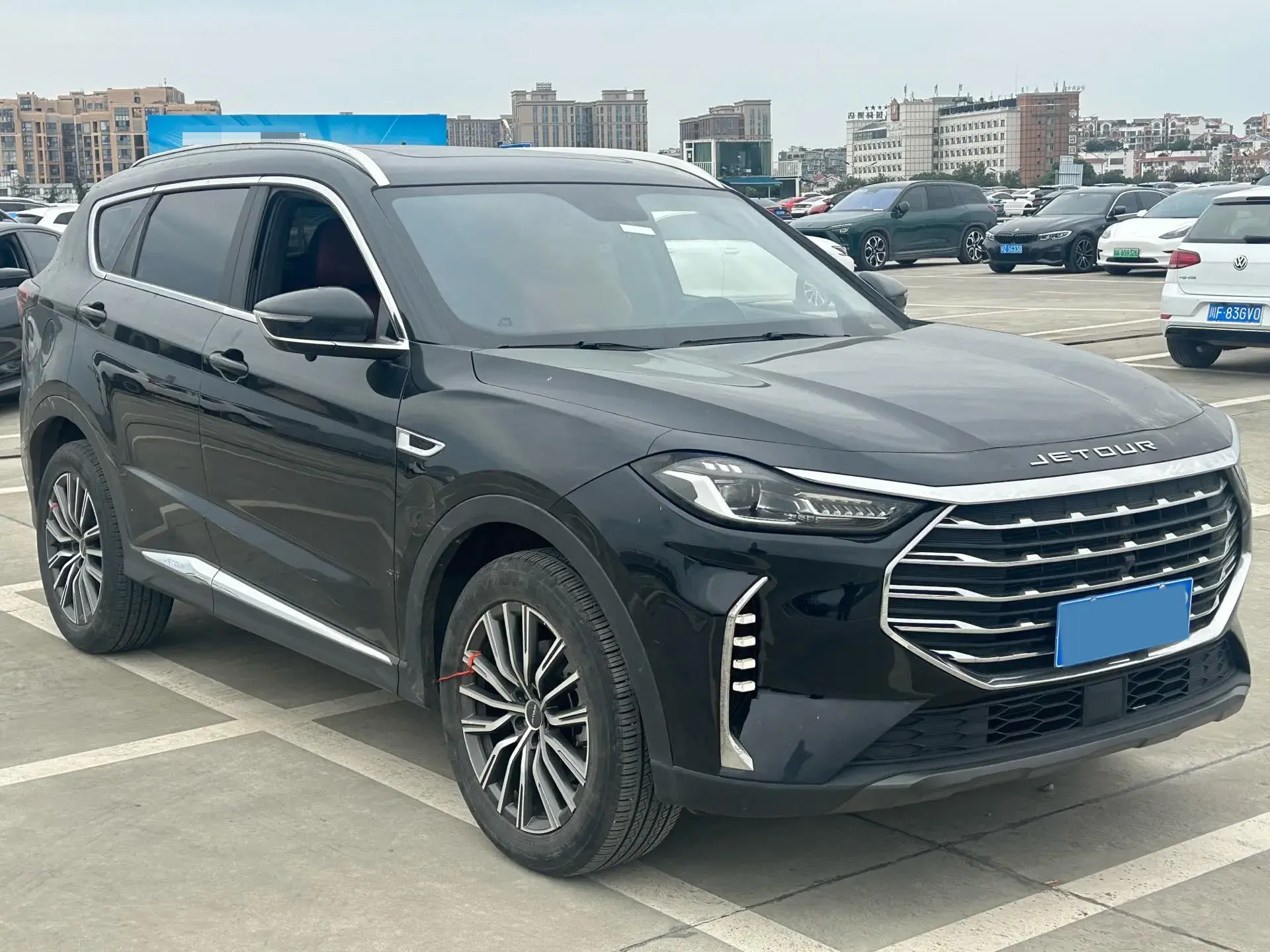 2023 JETOUR X70 thumbnail 2